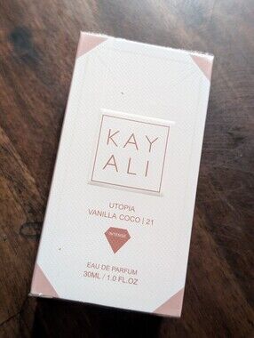 Kayali Utopia Vanilla Coco Fragrance